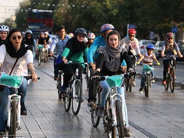 ۲۵هزار امضا در حمایت از دوچرخه‌سواری زنان